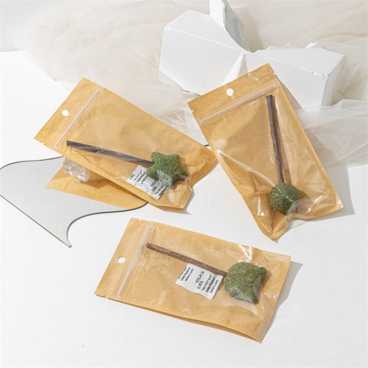 Natural Silvervine Catnip Lollipop for Cats - Interactive Chew Toy & Dental Treat