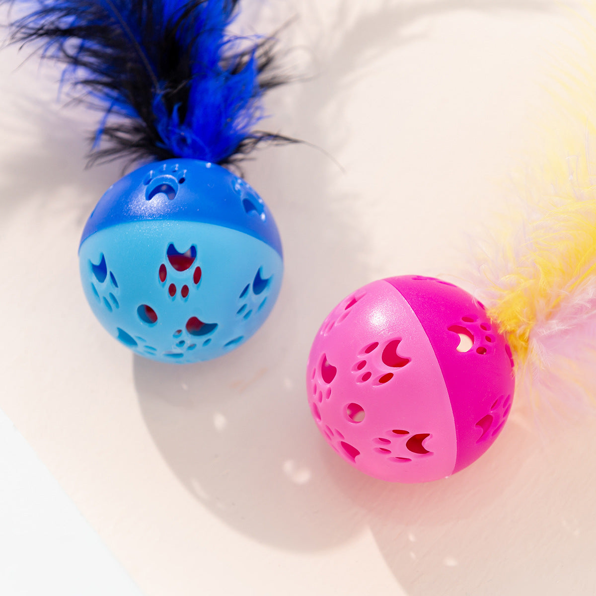 Interactive Feather Bell Ball Cat Toy - Fun Chase & Exercise Toy for Kittens & Adult Cats