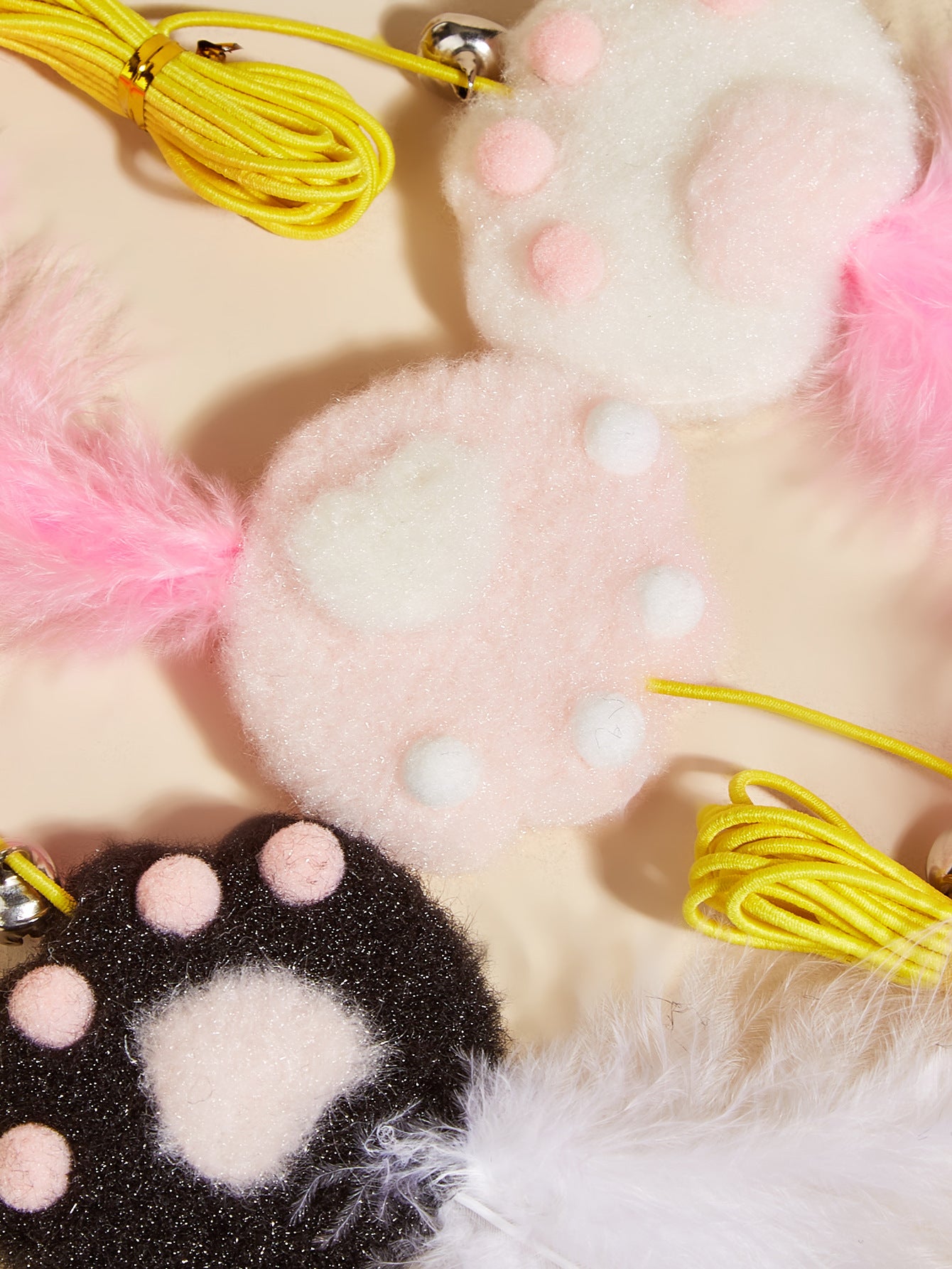 3Pcs Cat Paw Swing Hanging Feather Cat Toy with Bell & Suction Cup, Self-Play Interactive Kitten Teaser for Indoor Cats, Hands-Free Cat Enrichment Toy